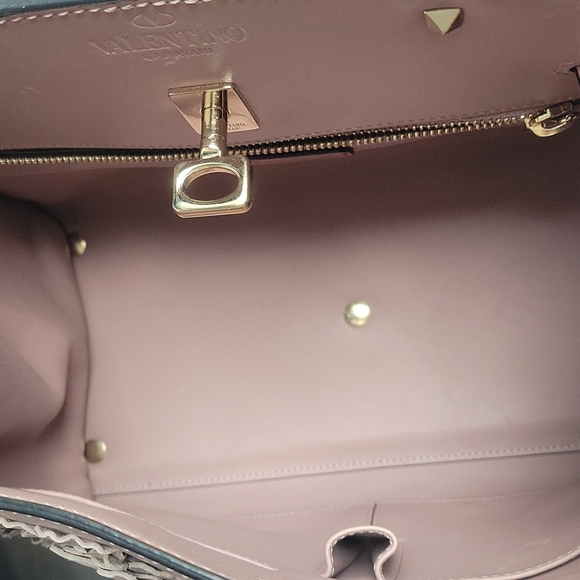 Valentino Garavani Rose Medium Joylock - Picture 7 of 9